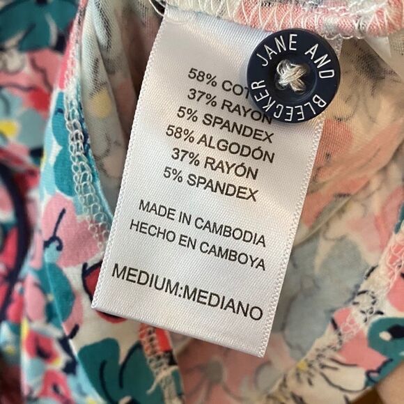 Jane and Bleecker Sz M Pink Floral Soft Button-Up Front Pocket Pajama Top - Picture 8 of 9